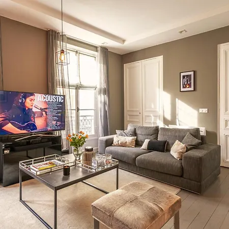 1Min Walk From Champs Elysees - Avenue Montaigne - Ac - Self-Checkin - Working Desk Paris Exterior foto