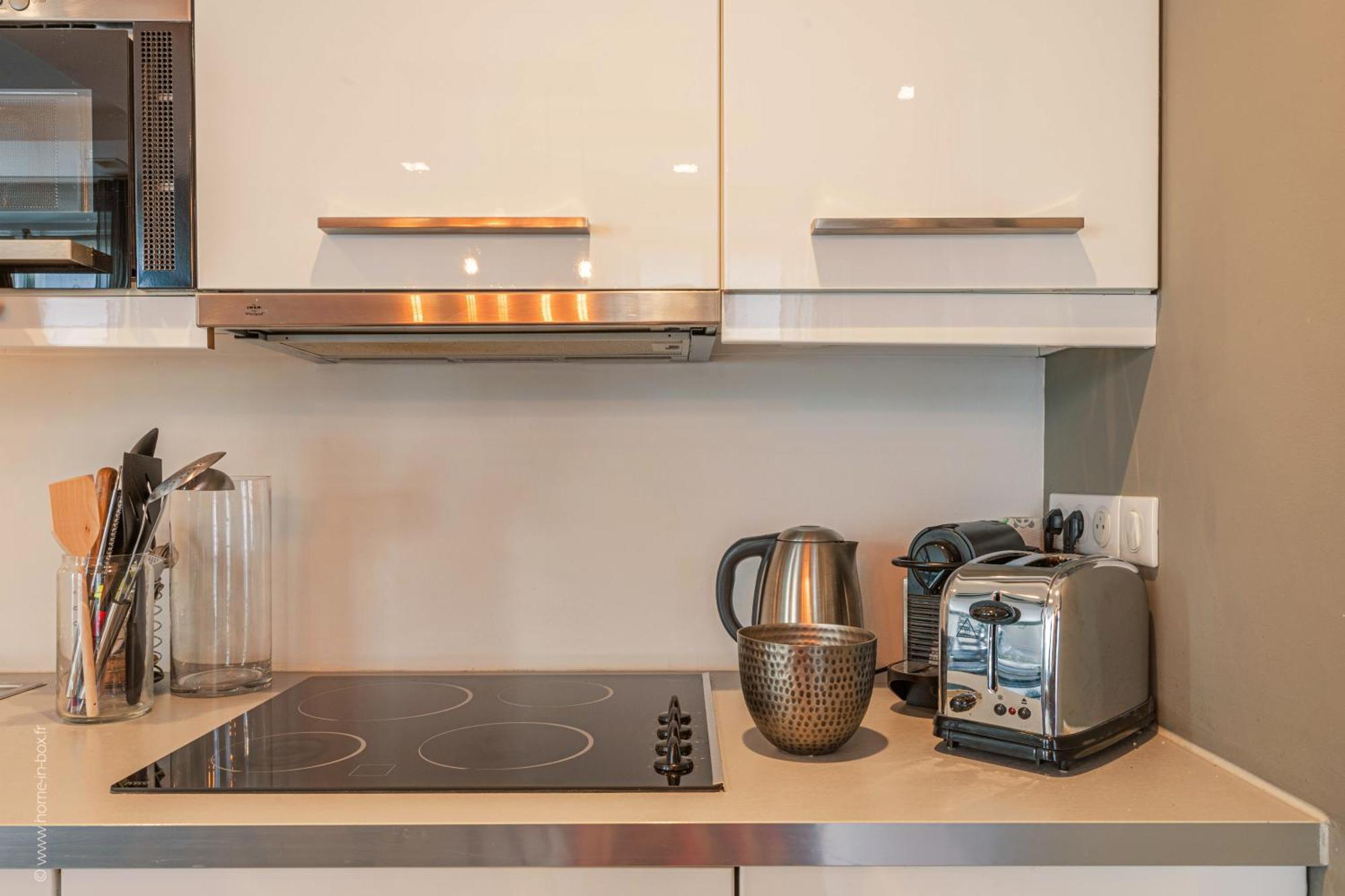 1min Walk From Champs Elysees - Avenue Montaigne - Ac - Self-checkin - Working Desk * Parigi